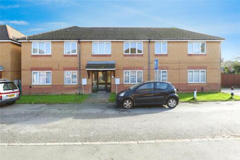 Newport, PO30 - property photo