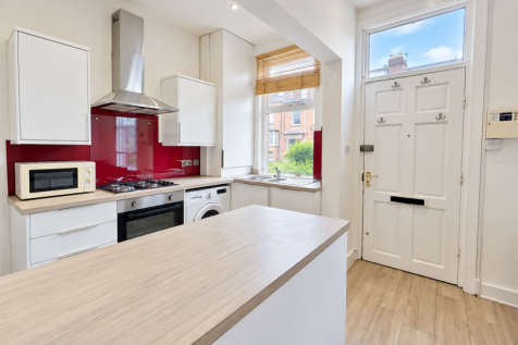 Bright Modern Kitchen and Entryway