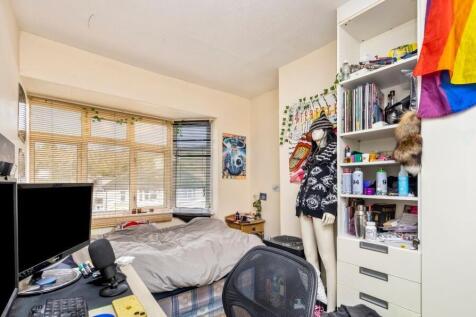Lower Bevendean Avenue, Brighton, Brighton & Hove photo 5