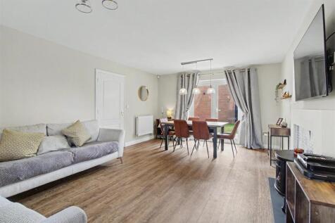 Living / Dining Room