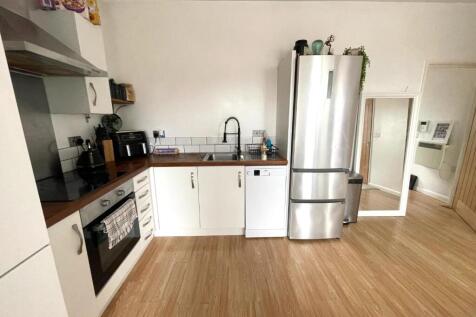 Kitchen.JPG