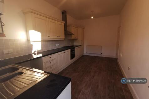 Kitchen Diner Picture 1