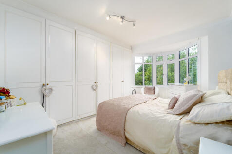 Fordbridge Road, Ashford photo 3