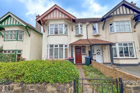 106 Ambleside Dri...