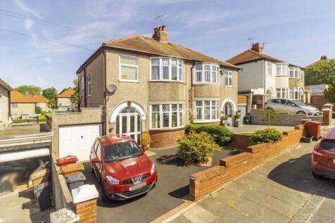 Barrow-in-furness, LA13 - property photo