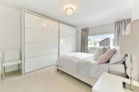 OATLANDS ROAD, 5 (9).jpg