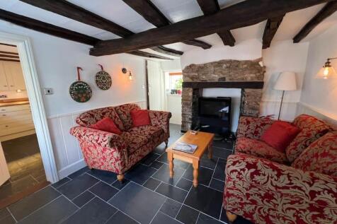 Sitting Room.jpg