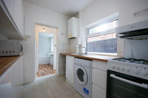 4-bed terraced on Dawlish Road, Selly Oak, Birmingham, B29 7AT, £542/mo