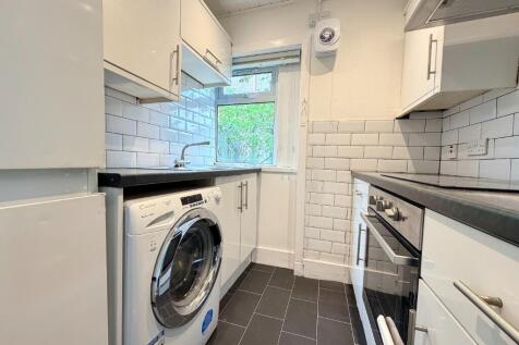 Arbroath Avenue, Cardonald, Glasgow, G52 photo 4