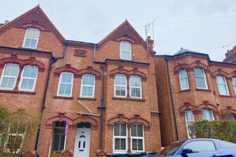 1-bed house on Newland Road, Banbury, £600/mo
