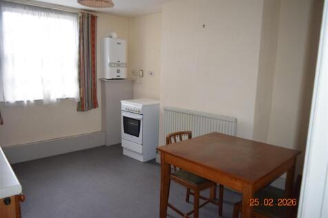 Kitchen/Dinning Area