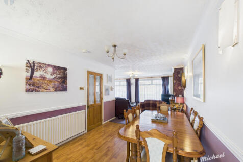 CAM03218G0-PR0805-STILL010