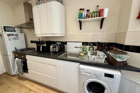 Colum Road, Cathays photo 3