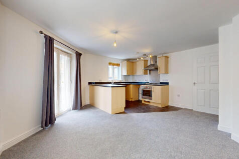 Kitchen/ Living room