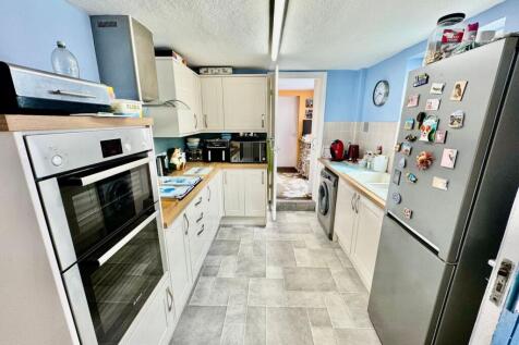 Fitted Kitchen