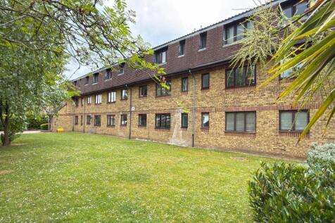 Communal Garden to Rear