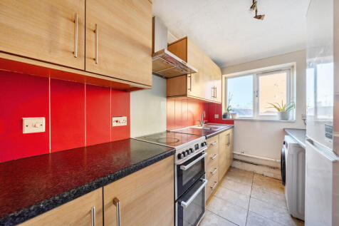 Regent Court, Reading, Berkshire, RG1 photo 4