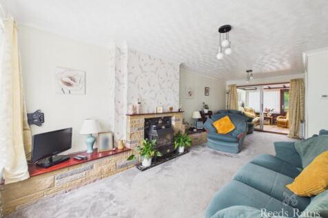 Lounge/ Dining Room