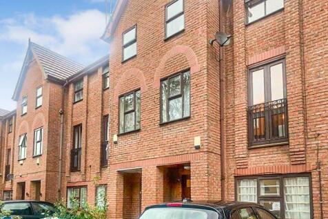 6-bed house on Victoria Road, Fallowfield, Manchester, Greater Manchester, M14, £4,030/mo