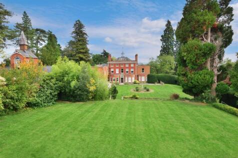 Flat 5 Putley Court Putley (9).jpg