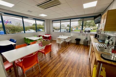 Office for sale Image 7