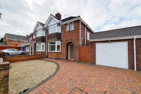 5-bed semi-detached on 50 Alexandra Road, Leamington Spa, £2,475/mo