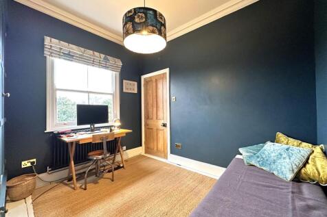 Third Bedroom/Study 606