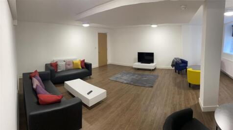 MANOR COMMUNAL PANO MAIN.JPG
