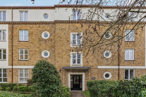 Chiltern Court