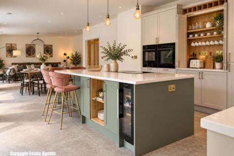 Kitchen/living/dining