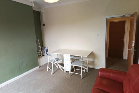 Alexandra Road, Swadlincote photo 4