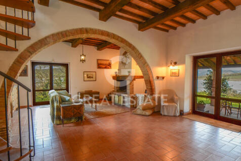Interno