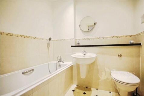 Camphill Road, West Byfleet, Surrey, KT14 photo 5