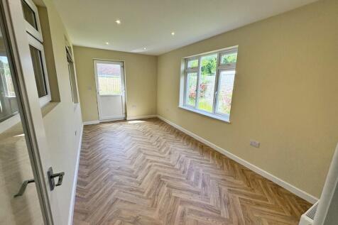 Cooil Breryk, Grove Mount, Ramsey, Isle of Man, IM8 3HL photo 5