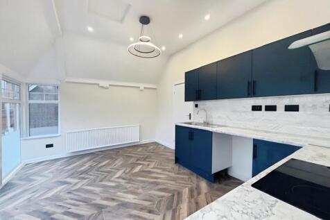 223b42b7-Kitchen1