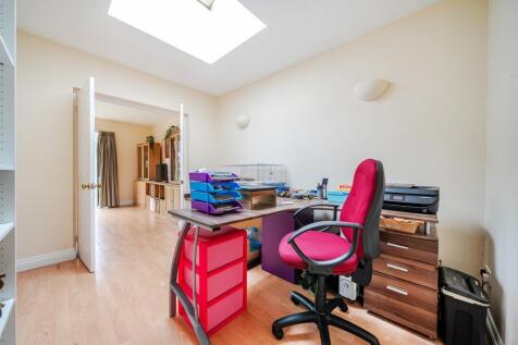 Third bedroom/ office