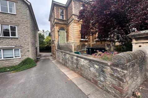Attractive period building frontage with stone ...