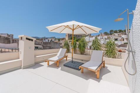 Roof terrace