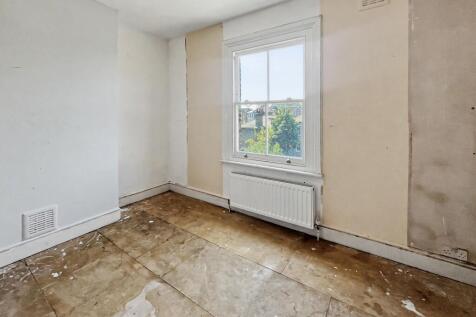 47f Ramsden Road, Balham, London, SW12 8RA