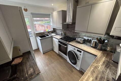 Lenton Boulevard, Nottingham photo 3