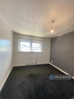 Leven Place, Irvine, KA12 photo 4