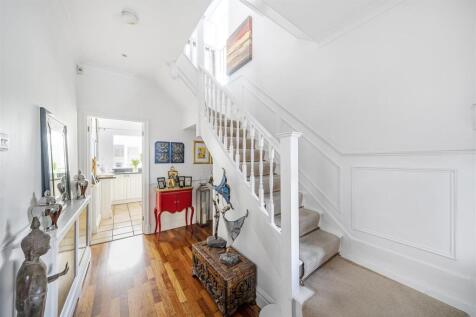 Entrance Hall.jpg