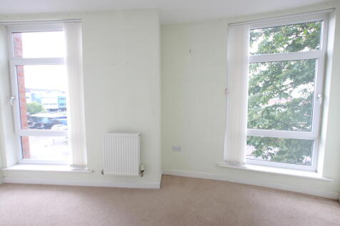 bedroom 2.JPG