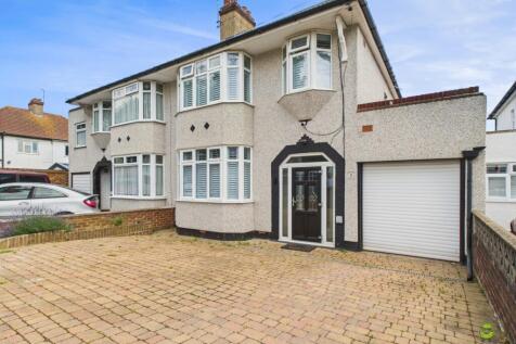 Presented by Clinton Crawford - Ewemove Bexley and