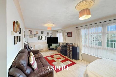 WhatsApp Image 2025-12-01 at 8.54.02 AM (4).jpg