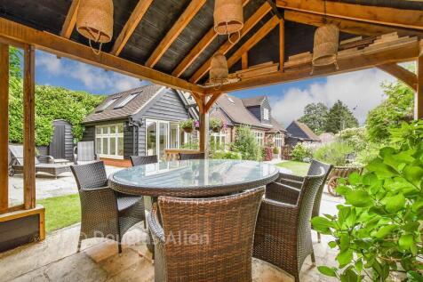 Patio / Decking
