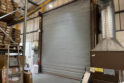 Light Industrial to rent Image 10