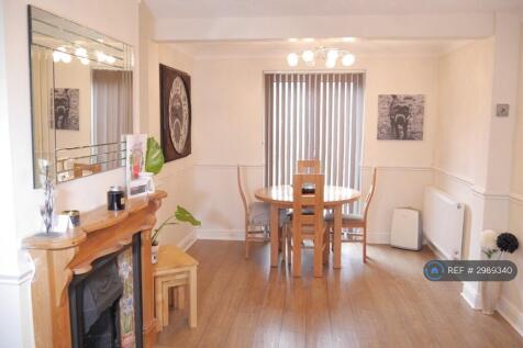 Living Room 01