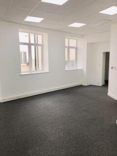 new suite room 127 Balfour House n12