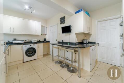 Hadleigh Estate Agents-39.jpg